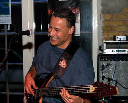 Harold-Nardelli-Bass-NOF450x360